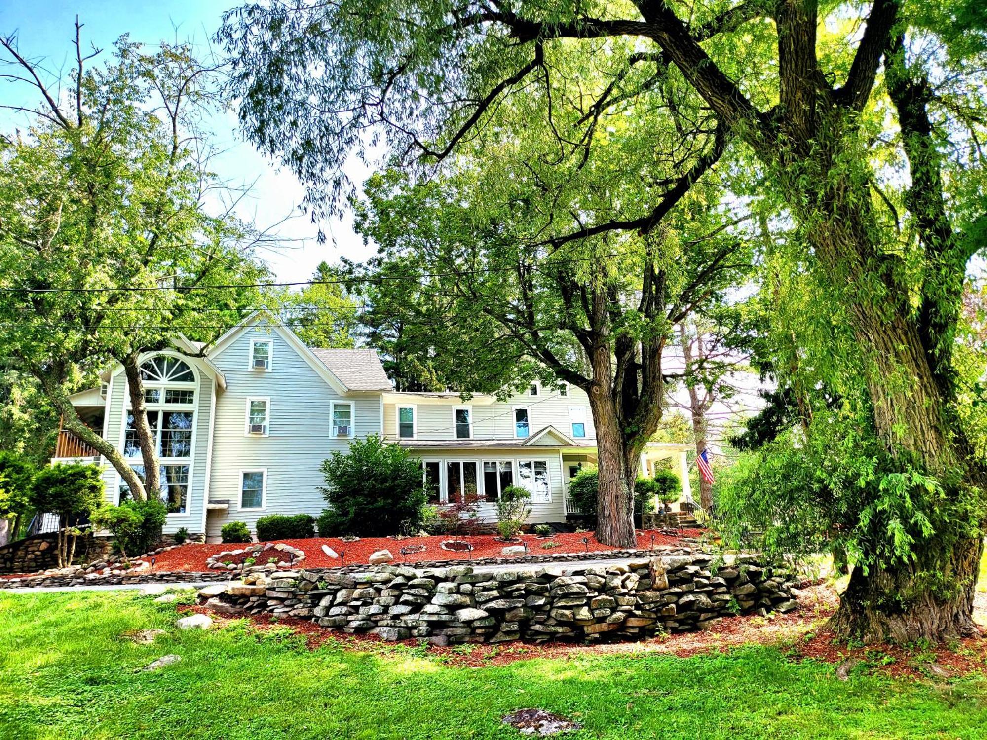 Pump House Inn & Spa Skytop Exterior photo